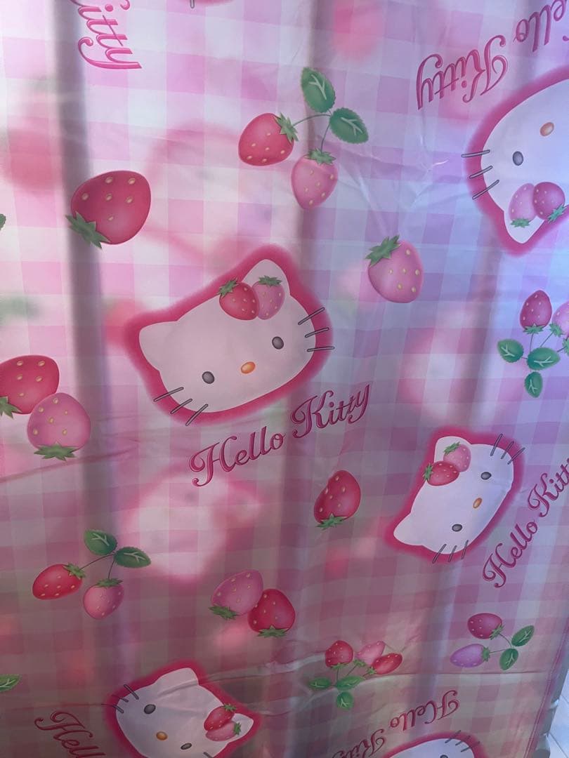 【レア】いちごキティシャワーカーテン