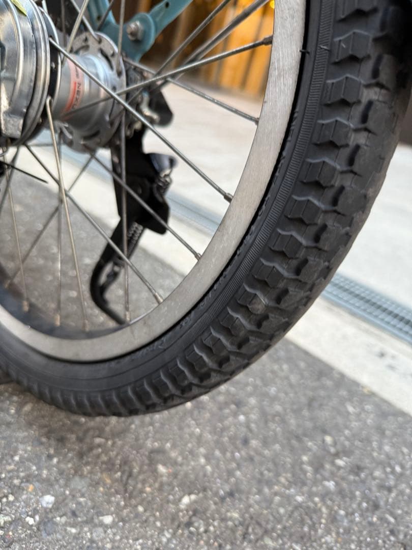 大阪府　LOUIS GARNEAU 電動アシスト自転車 水色