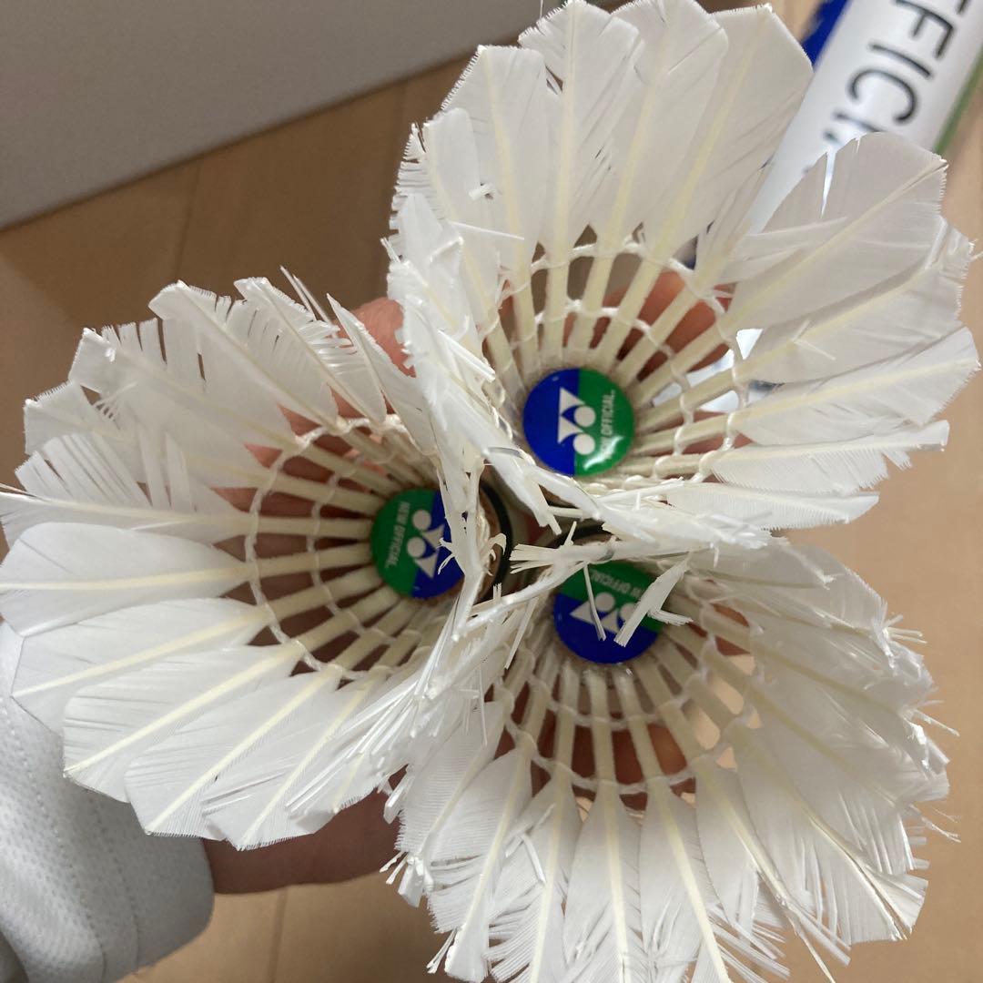 YONEX 羽根シャトル 12本入り NEW OFFICIAL