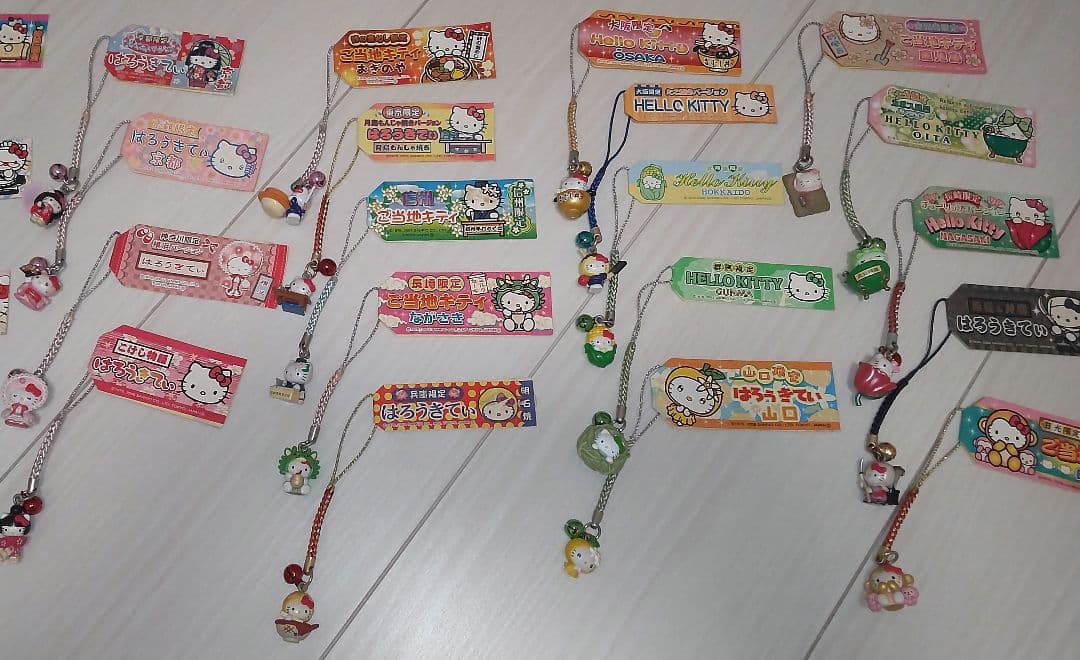 【ご当地キティ】根付け　ストラップ　チャーム　お土産　19点【まとめ売り】