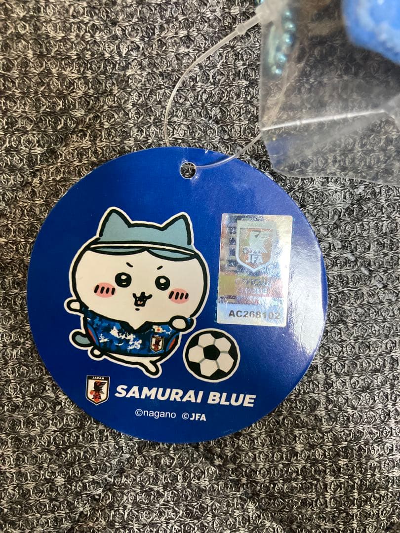 ちいかわ　ぷちミニマスコット(ハチワレ)サッカー日本代表yer