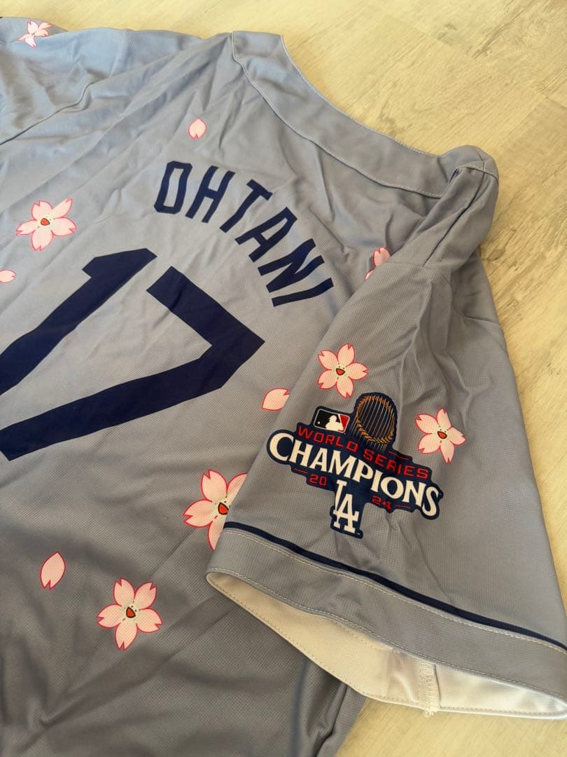OHTANI 17 桜柄 ユニフォーム