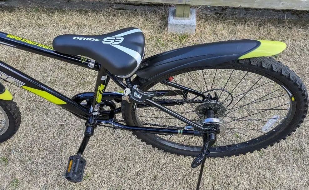 マウンテンバイク26インチ　 6段変速 ブラック/イエロー