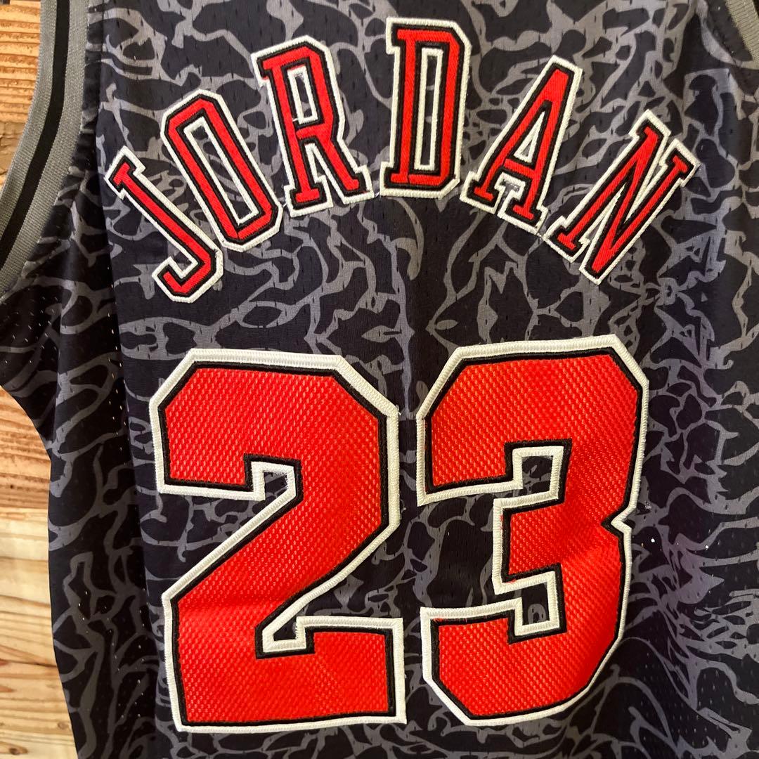 【極限定】ミッチェルアンドネス ジョーダン ブルズ NBA エレファント柄