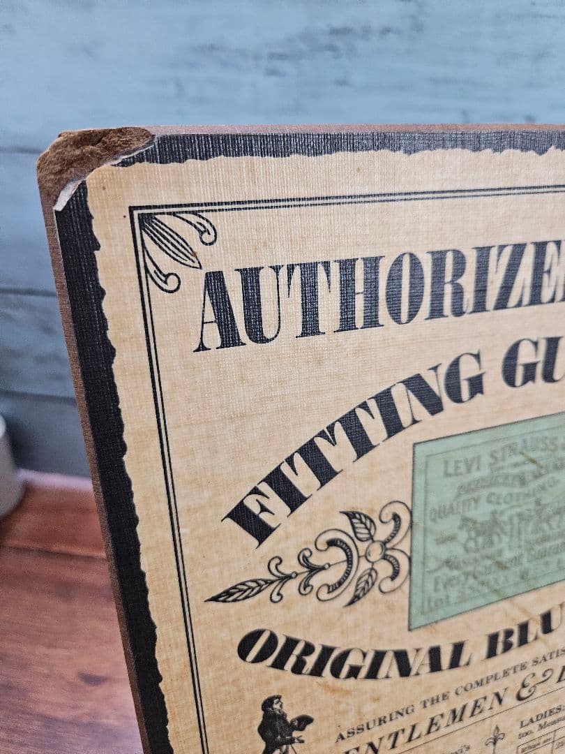 USAヴィンテージ Levi's WW2 FITTING GUIDE BORD