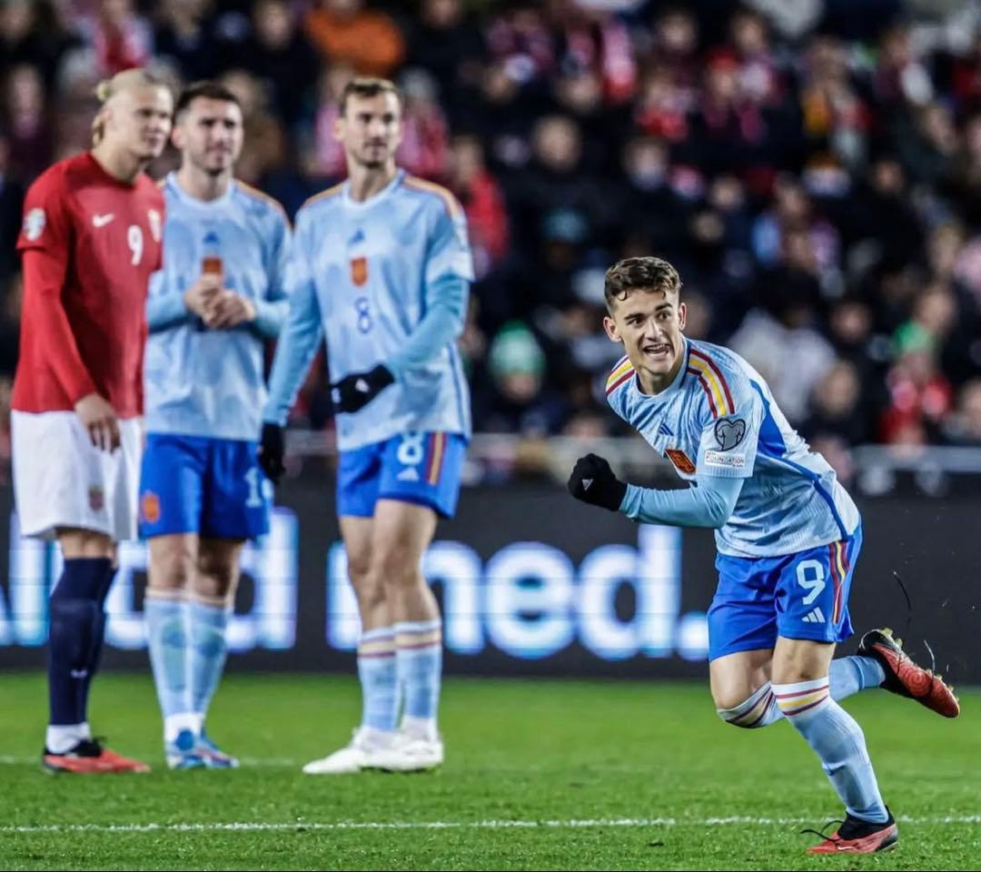 スペイン代表　ガビ　オーセンティック　ユニフォーム　EURO・NL仕様