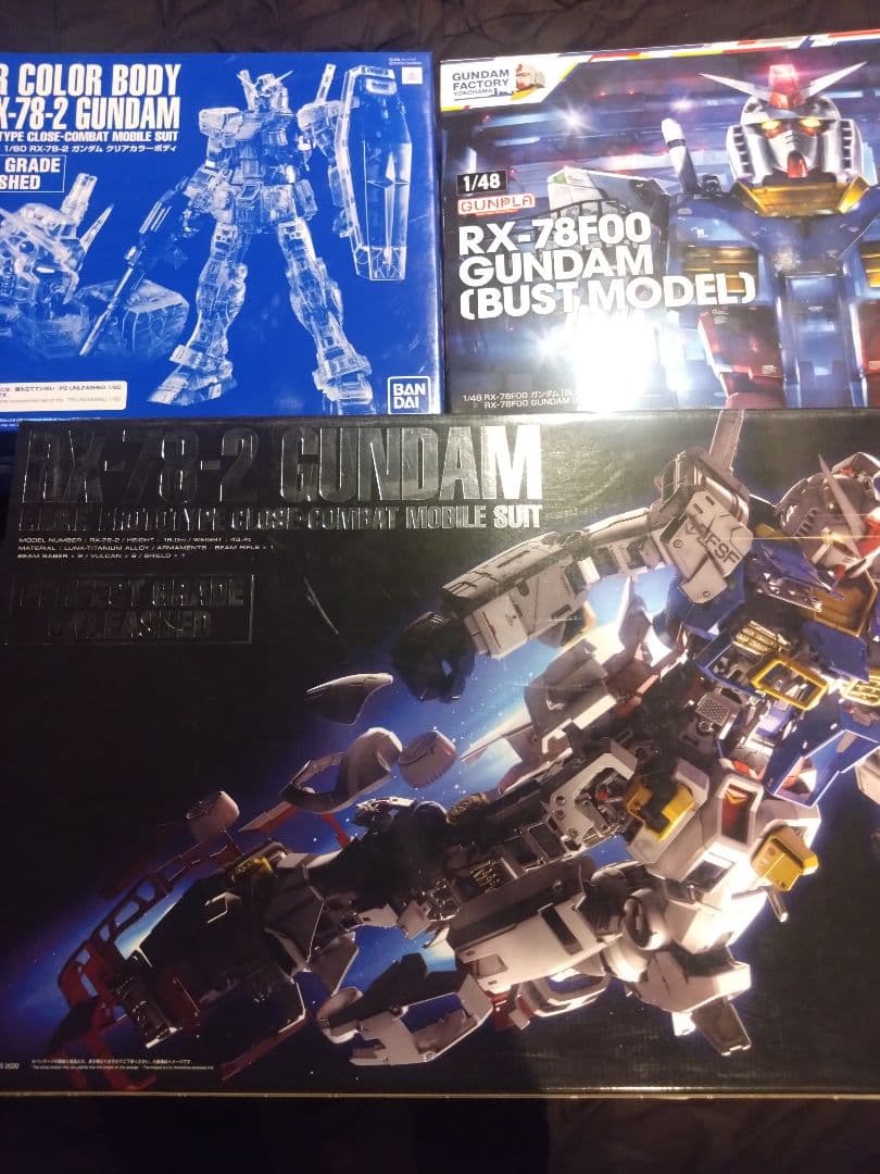 PGU ガンダム　クリアボディ　横浜ガンダム　バストモデル　未組立