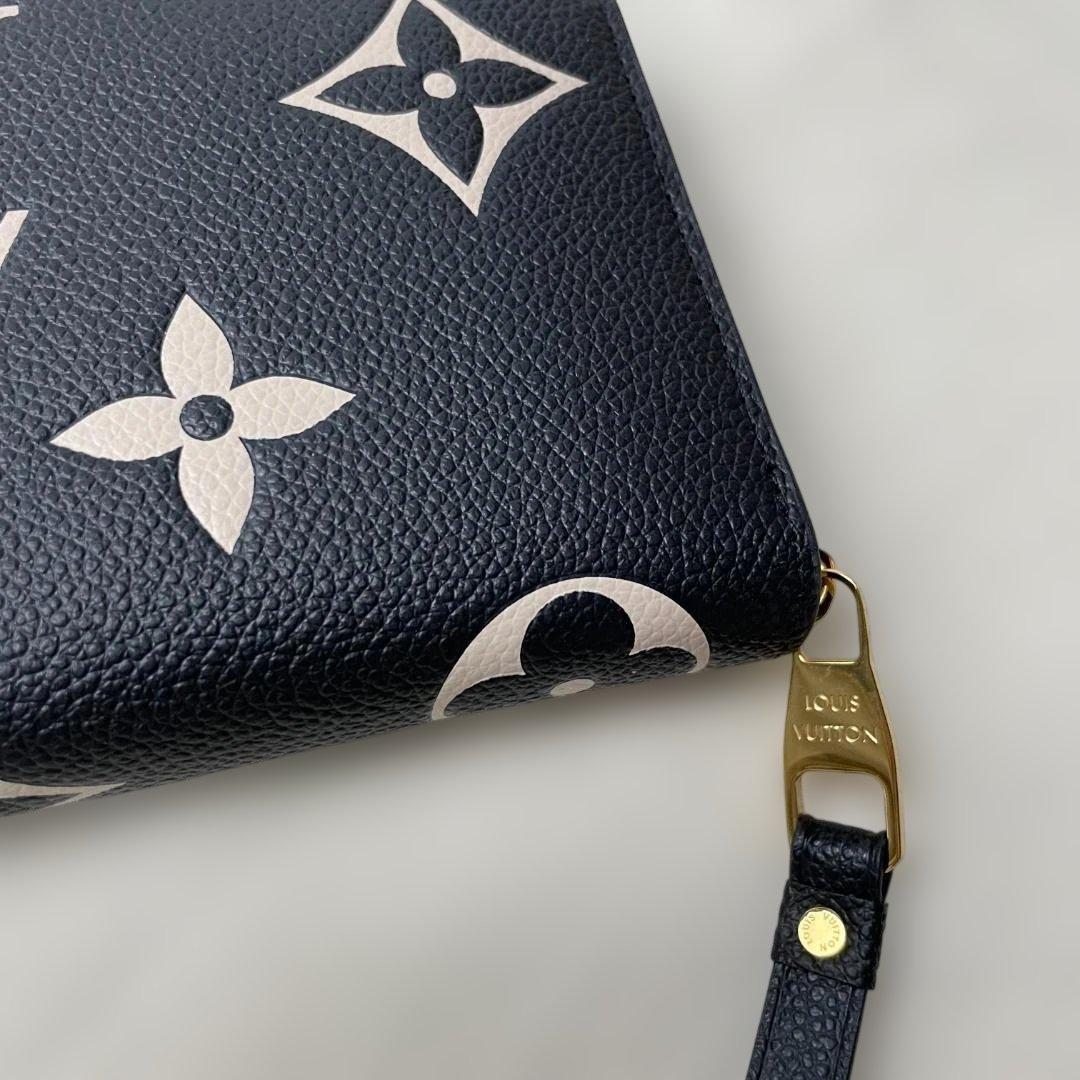 LV モノグラム ジャイアント ジッピーウォレット M80481