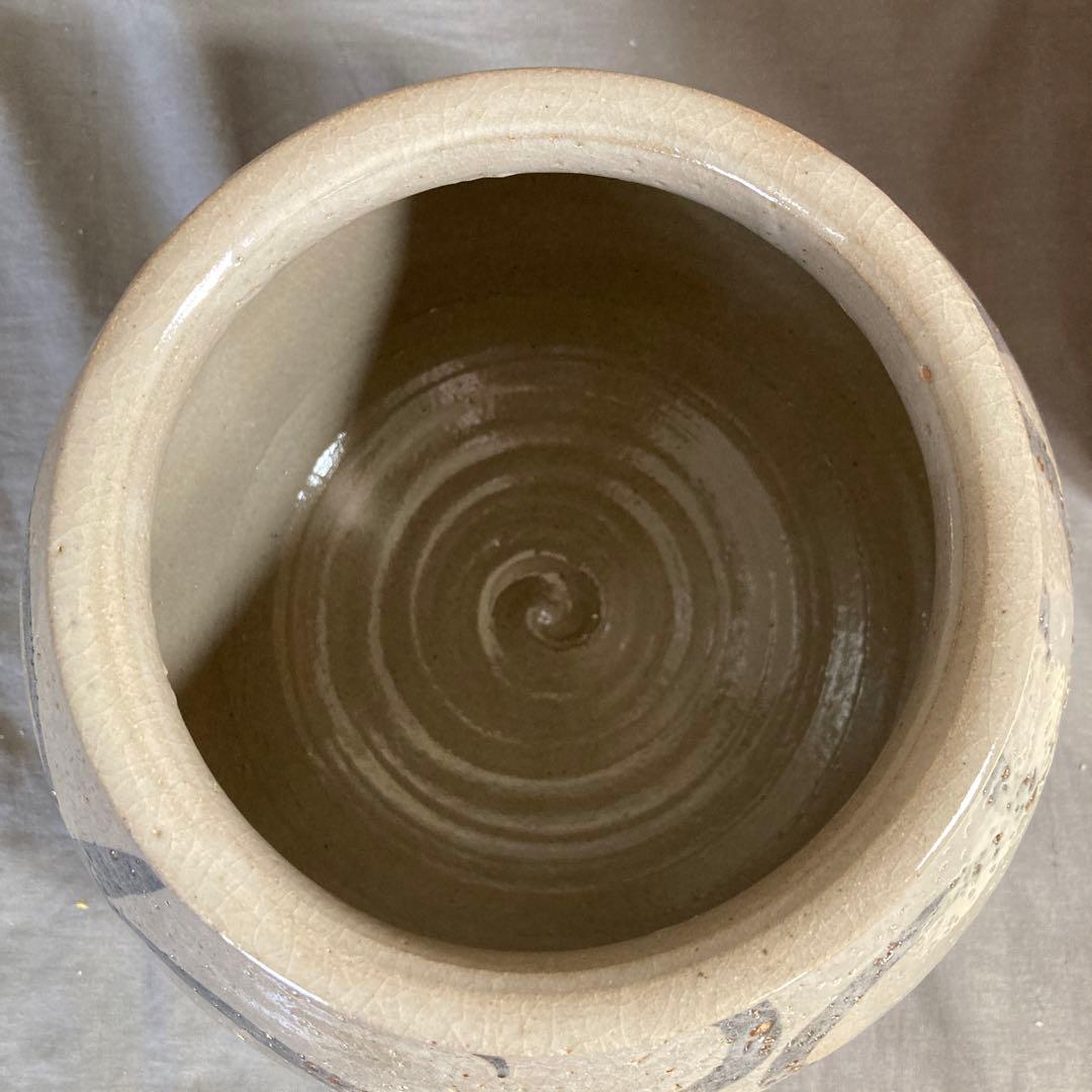 【太郎右衛門】唐津焼伝統　日本芸術院　十三代中里太郎右衛門作　絵唐津唐草文　壷