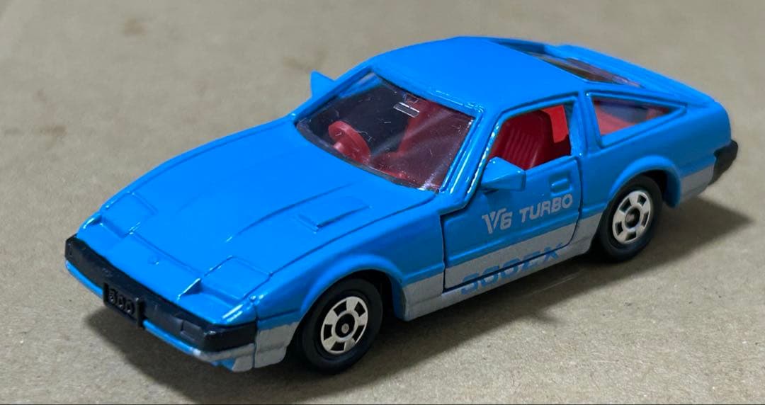 トミカ ニッサン フェアレディZ 300ZX 水色