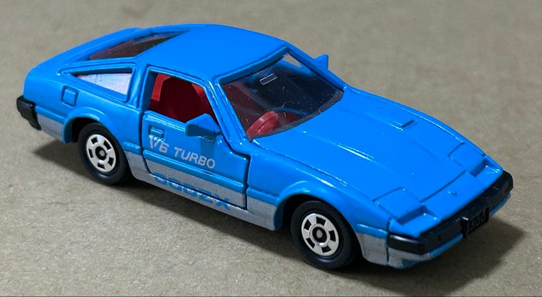 トミカ ニッサン フェアレディZ 300ZX 水色