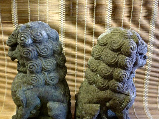 時代　石像　狛犬　一対　石彫　彫刻　縁起物　骨董　1尺　苔