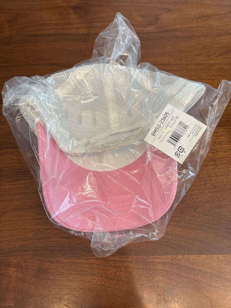 ワンチャンソーキャップ（ピンク）、ボストンチャーム（宮城&新潟）2個、銀テ1/2