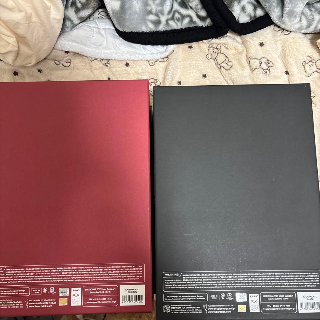 Kaws x Gachapin and Mukku 2体セット入手困難