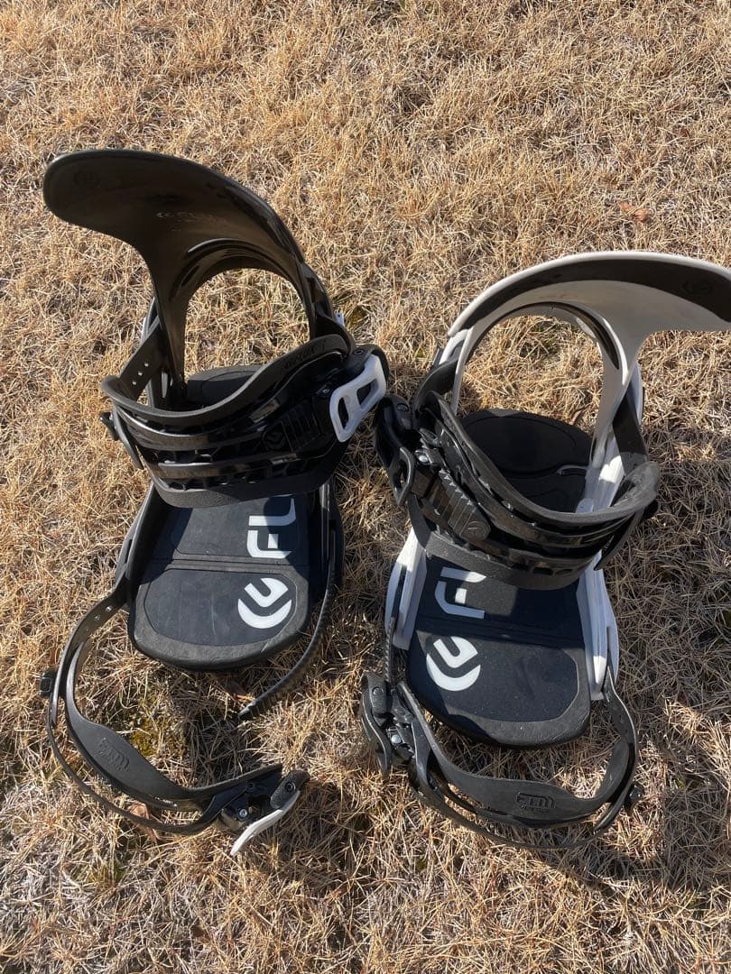 FLUX DSビンディング ブラック ホワイト