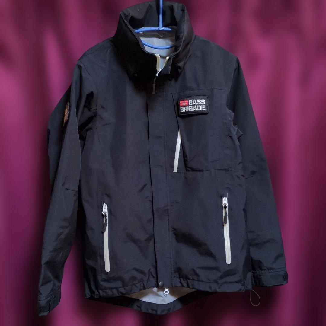 ★ ABU GARCIA X BASS BRIGADE レインスーツ★