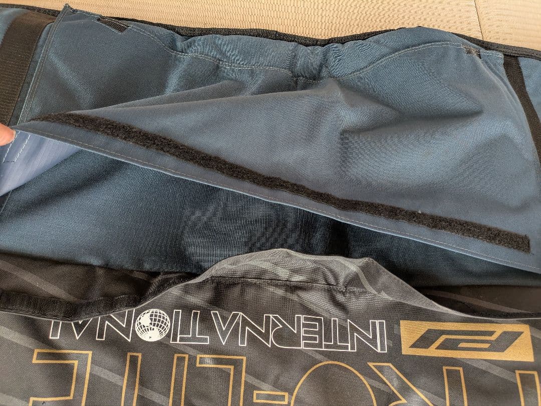 サーフボードハードケース　7.0