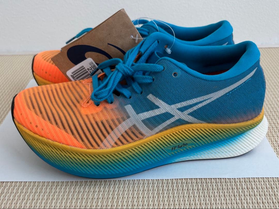 新品未使用　asics アシックス　23.5 スポーツ　陸上　メタスピードスカイ