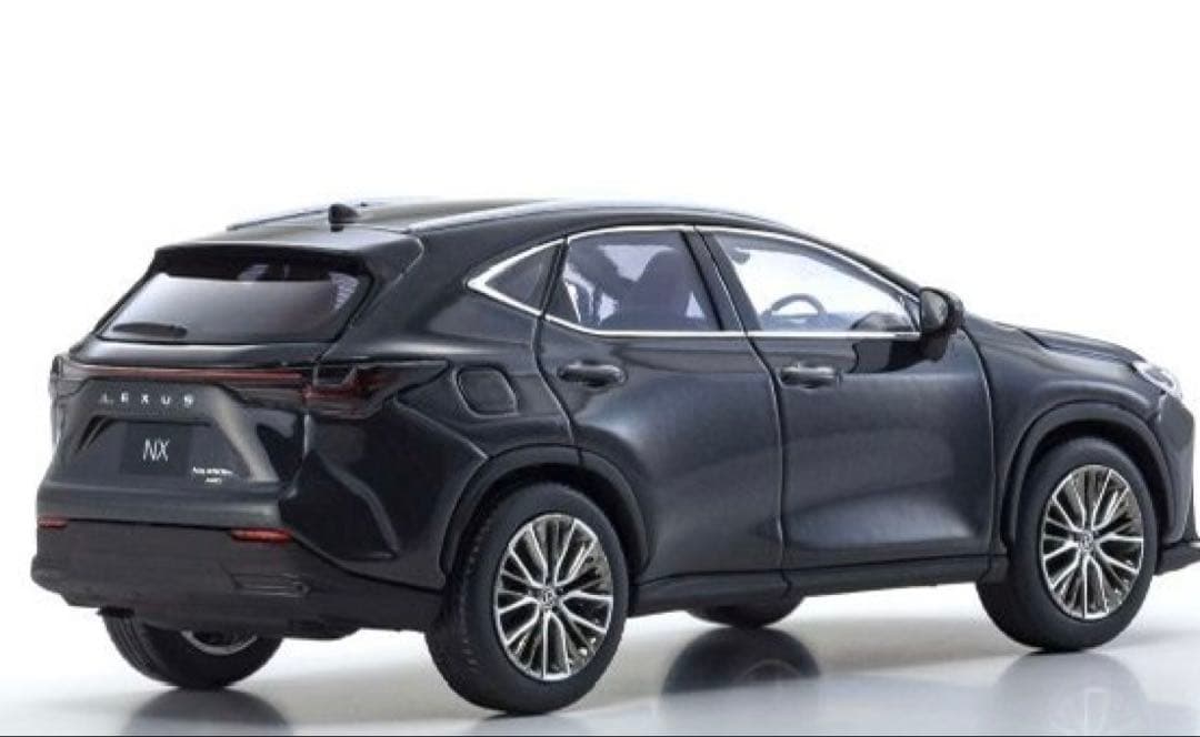 1/43 Lexus NX 450h＋ グラファイトブラックGF
