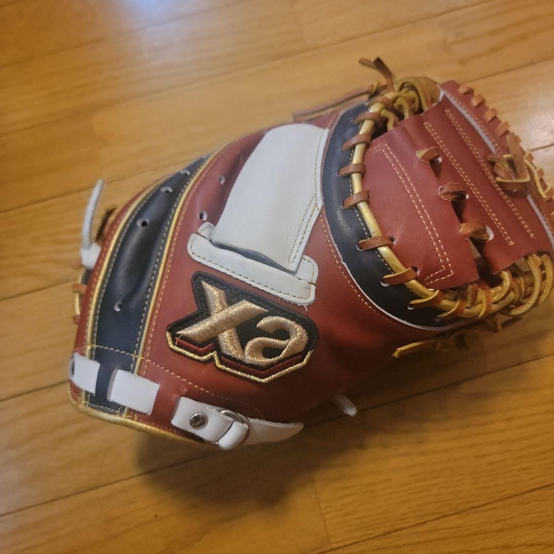 ザナックス キャッチャーミット 赤 黒