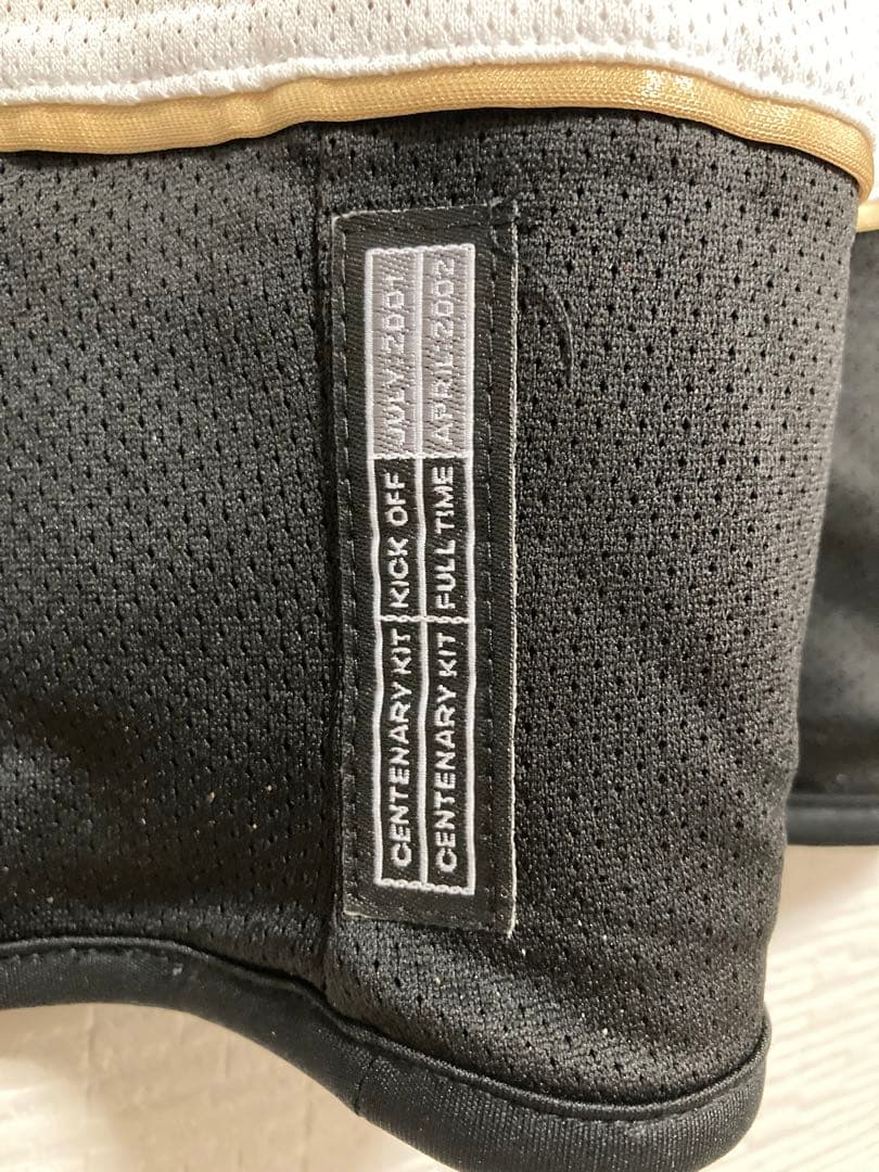 レア商品！02-03マンチェスターユナイテッド100周年 ベッカム ユニフォーム