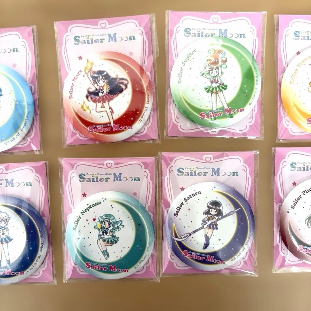 即発送❣️セブンイレブン数量限定セーラームーン バッジ 全10個コンプリートセット