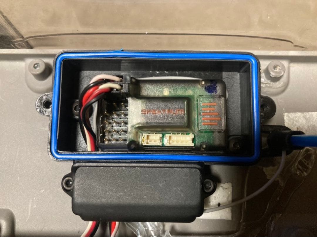 トラクサス Traxxas 1/10 スラッシュ　2WD ラジコンカー