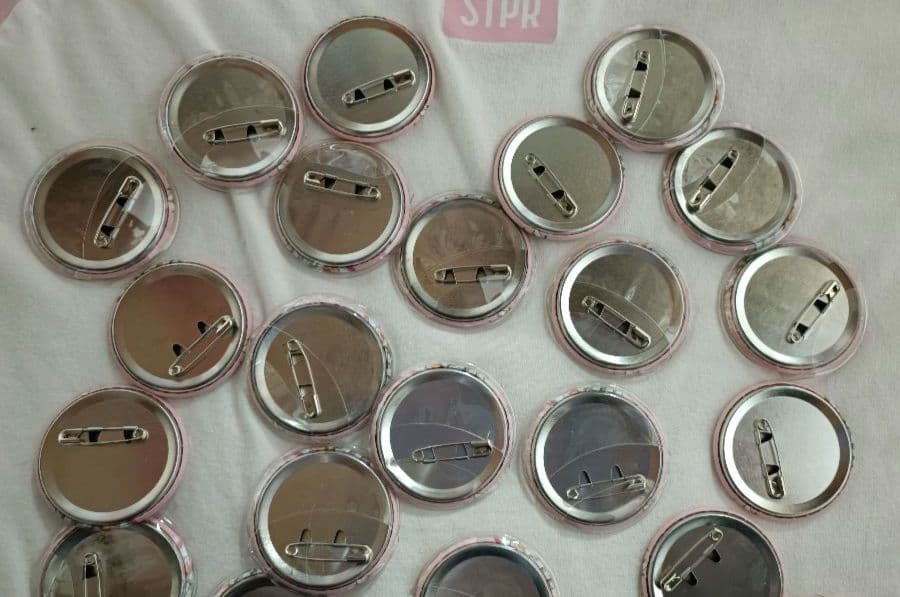 すとぷり　莉犬　缶バッチ　2022　newyear デフォ　ニューイヤー