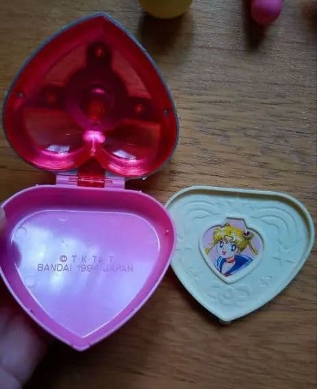 【平成レトロ、レア】BANDAI　美少女戦士 セーラームーン　コンパクト　グッズ