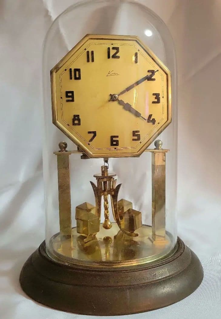 ヴィンテージ時計　ドイツ製 Kern（ケアン）400日時計 ガラスのドーム