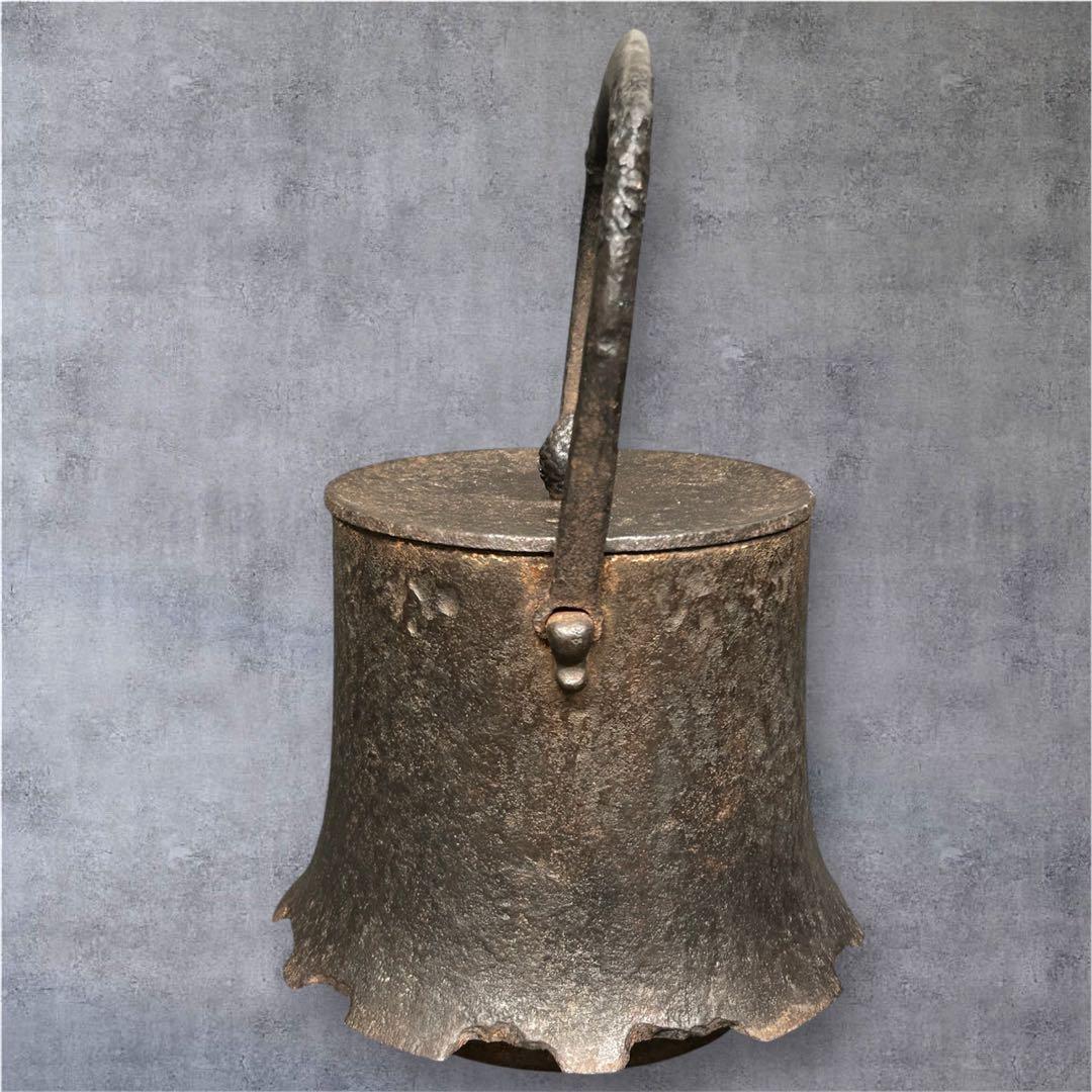 小泉仁左衛門　鉄瓶