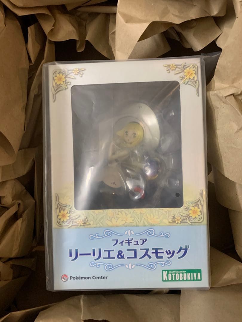 KOTOBUKIYA リーリエ＆コスモッグ フィギュア