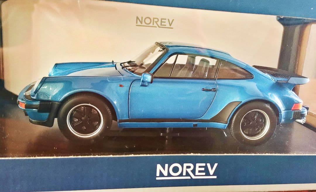 ミニカー NOREV '77 PORSCHE 911 TURBO 3.3