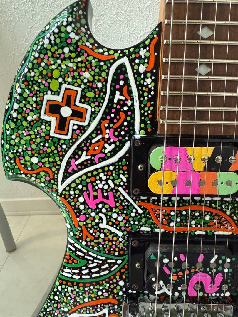 hide アメーバペイズリー　B.C.RICH モッキンバードベース