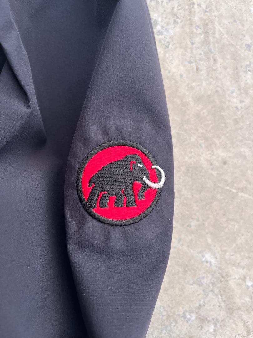 MAMMUT 上下セット 黒