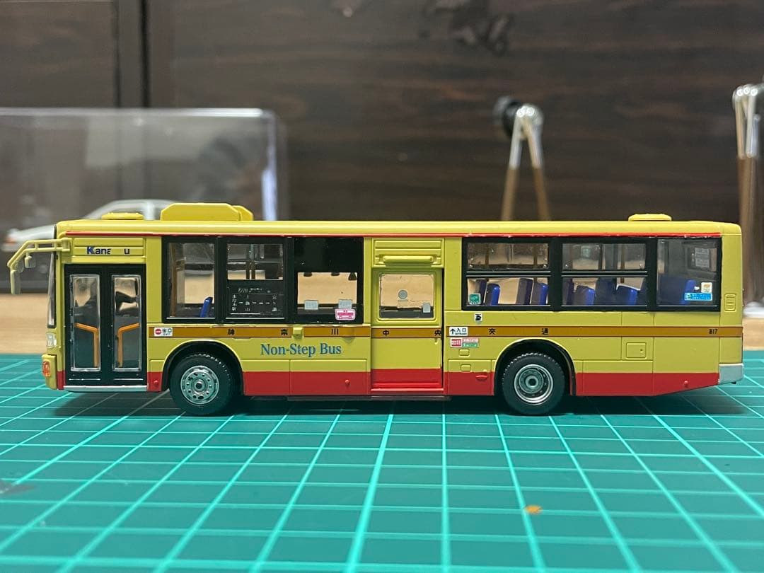 アオシマ　神奈中バス　プラモデル完成品