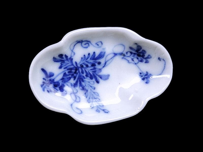 伊万里　瀬戸　染付　藤の図　木瓜型変形皿　豆皿　E685AS-fbqd