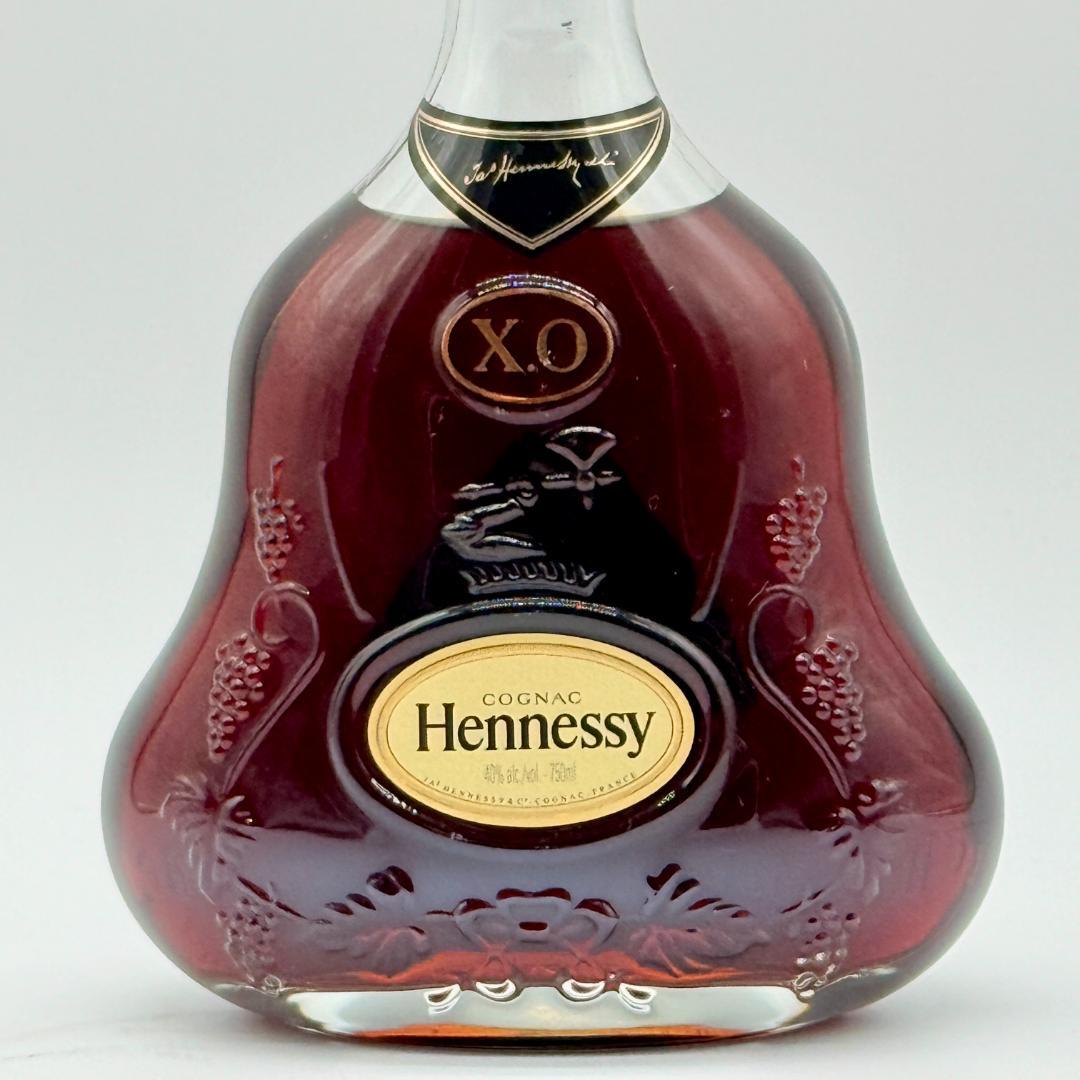 ⑪Hennessy XO コニャック 金キャップ 箱付