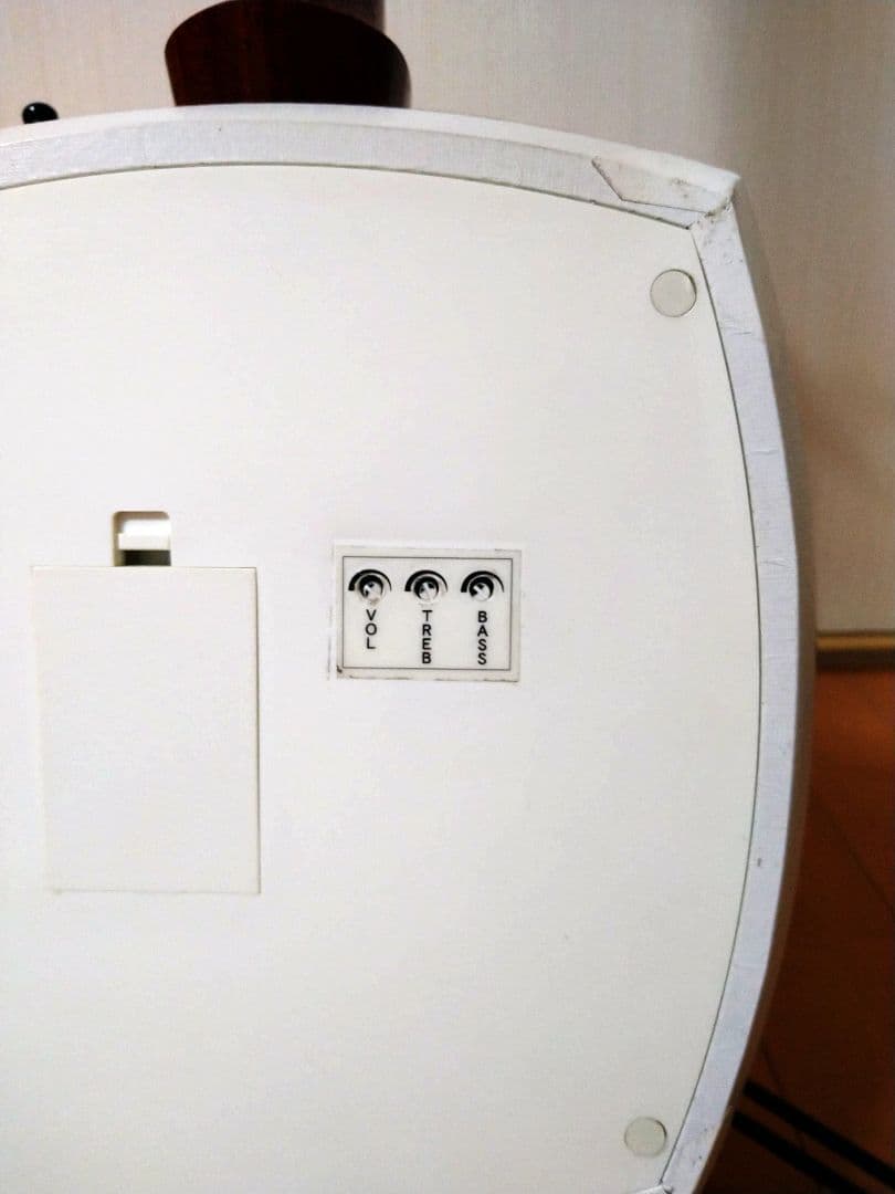 値下げ！　エレクトリック　津軽三味線　エレキ津軽三味線　ストラップピン付き