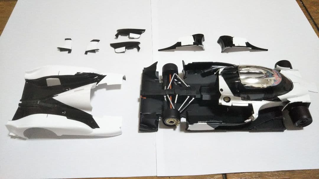 自動車 TOYOTA TS050 HYBRID 1/24