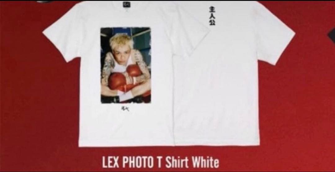 lex フォトt Lサイズ　　主人公　白