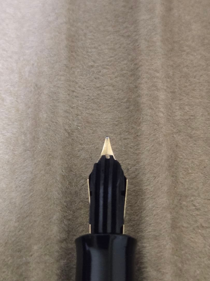 ヴィンテージ ペリカン 140 グリーン Fニブ