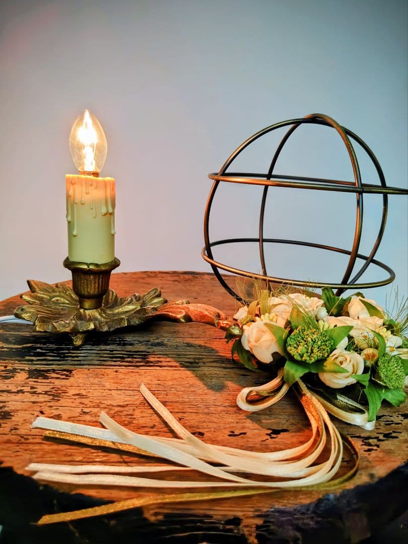 フランスアンティーク✨️キャンドル テーブルランプ　布花リース✩メタルシェード付