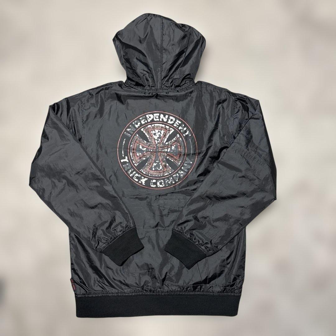 希少）INDEPENDENTナイロン ジャケット アイアンクロス