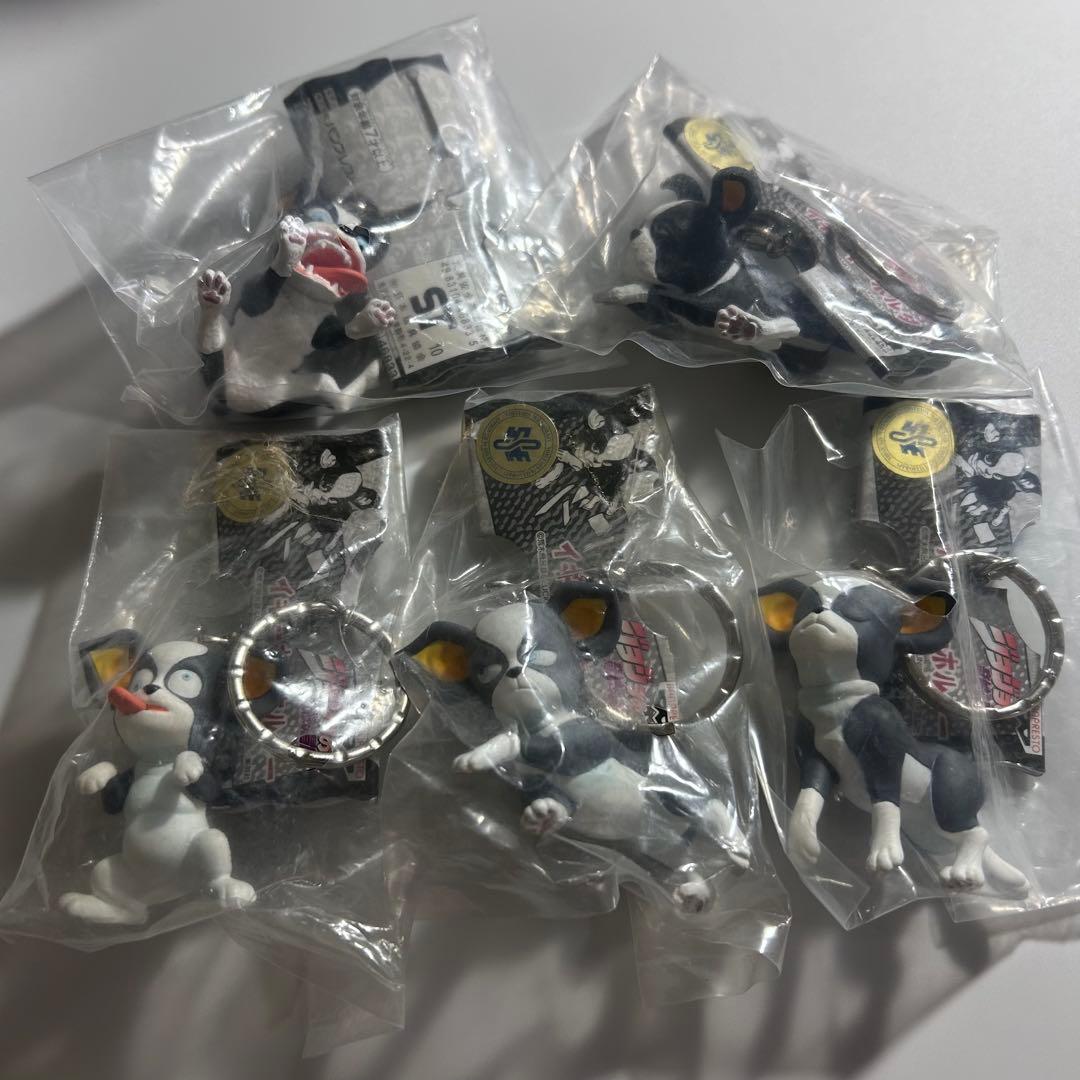 【未開封】ジョジョの奇妙な冒険 イギー キーホルダー 全5種セット