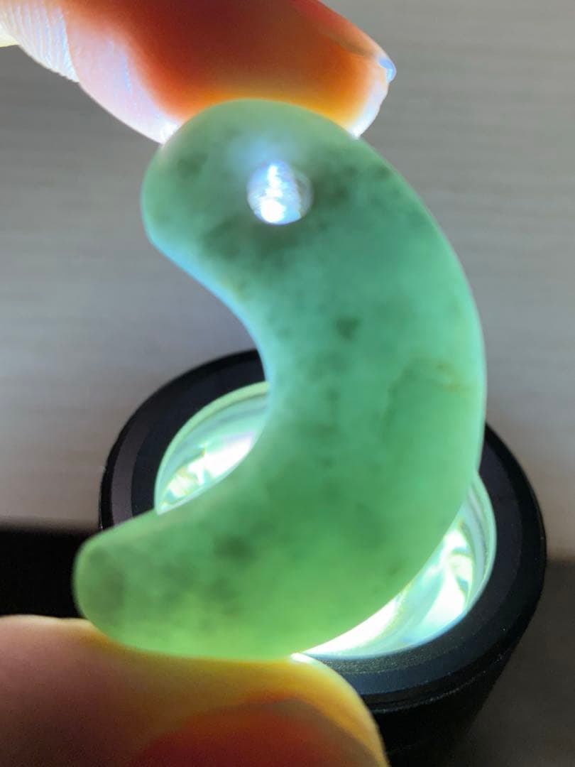 まこ様用　勾玉　翡翠　縄文弥生期　出土品　ヒスイ　宝石