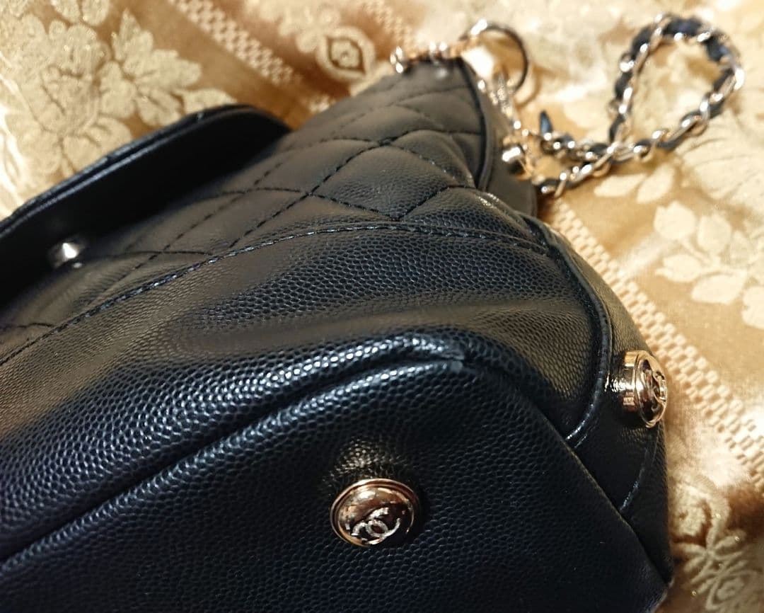 ☆CHANEL キルティング デザイン チェーンショルダーバッグ☆