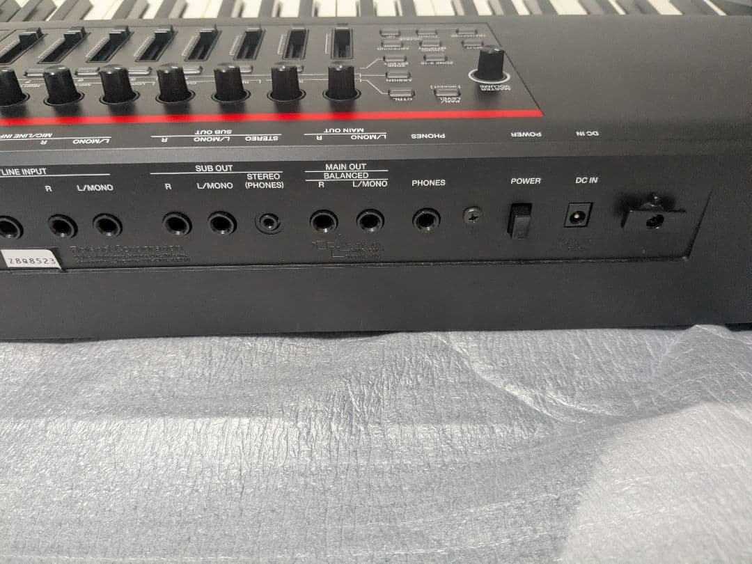 Roland fantom08 88鍵シンセサイザー