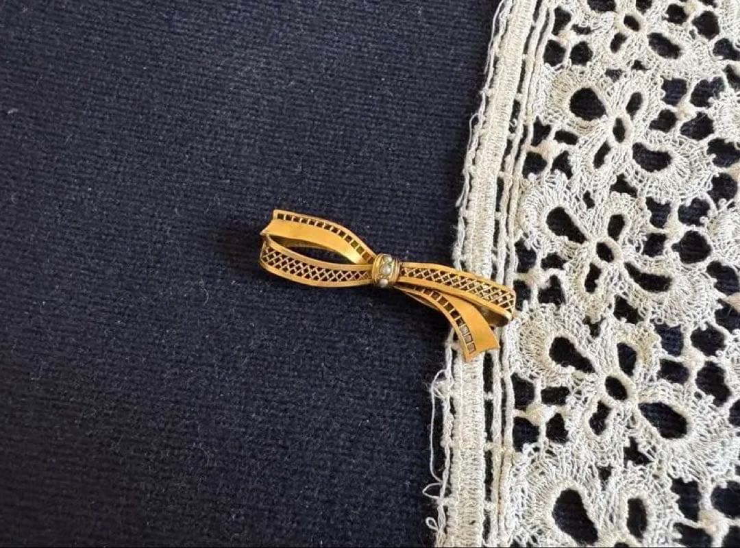 FIX社　ゴールドプレート リボン型ブローチ フランス アンティーク