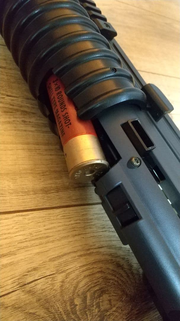 東京マルイ m203 エアガン カスタム品 PP19 ビゾン